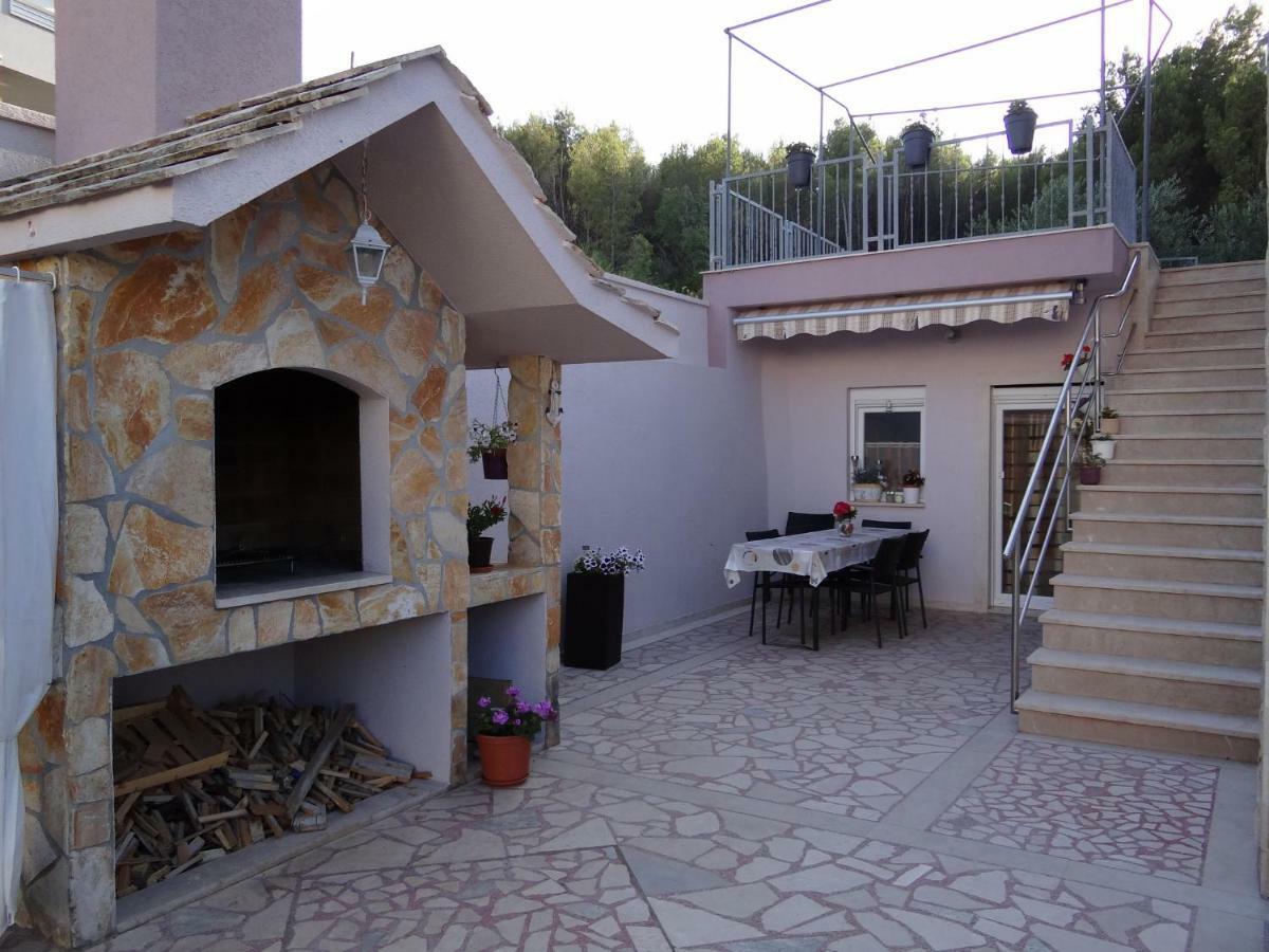 Vila Emilija Trogir Exterior photo